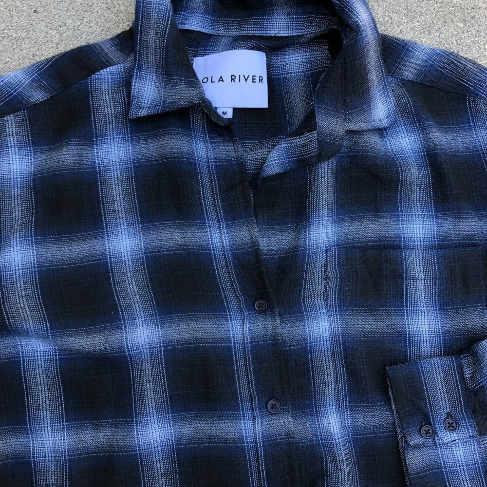 LOLA RIVER Flannel Shirt Women's MEDIUM Oversized Fit Plaid Blue Long Sleeve - Picture 2 of 7